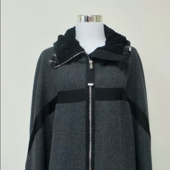 HIGH by Claire Campbell gray/black wool cape - Picture 4 of 9